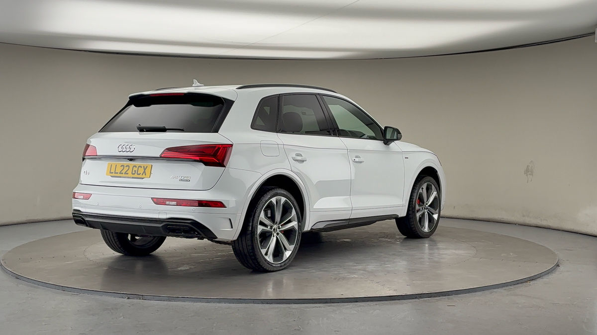 More views of Audi Q5