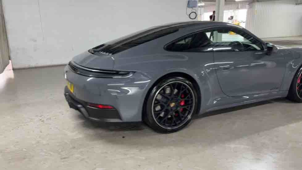 More views of Porsche 911