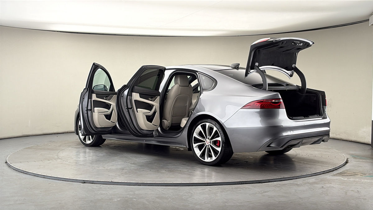 More views of Jaguar XF