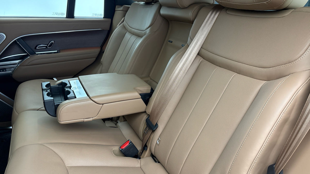 Land Rover Range Rover Image 9