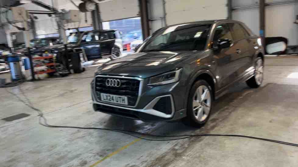 More views of Audi Q2