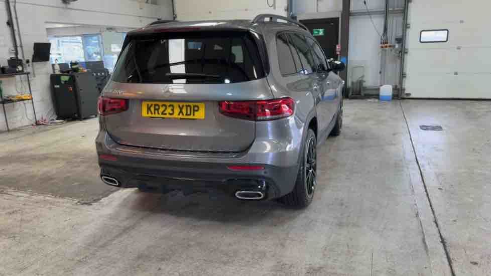 More views of Mercedes-Benz GLB