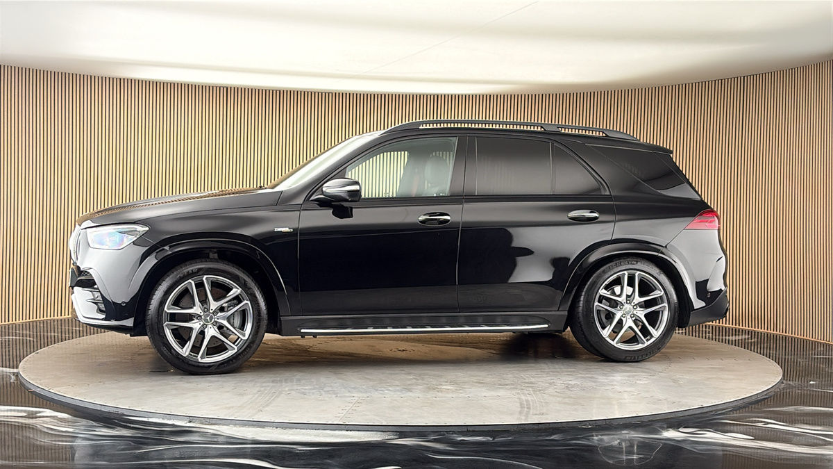 More views of Mercedes-Benz GLE