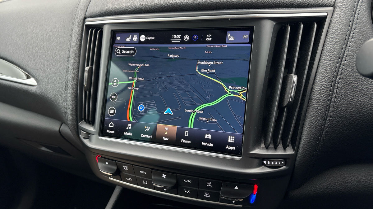 Maserati Levante Image 17