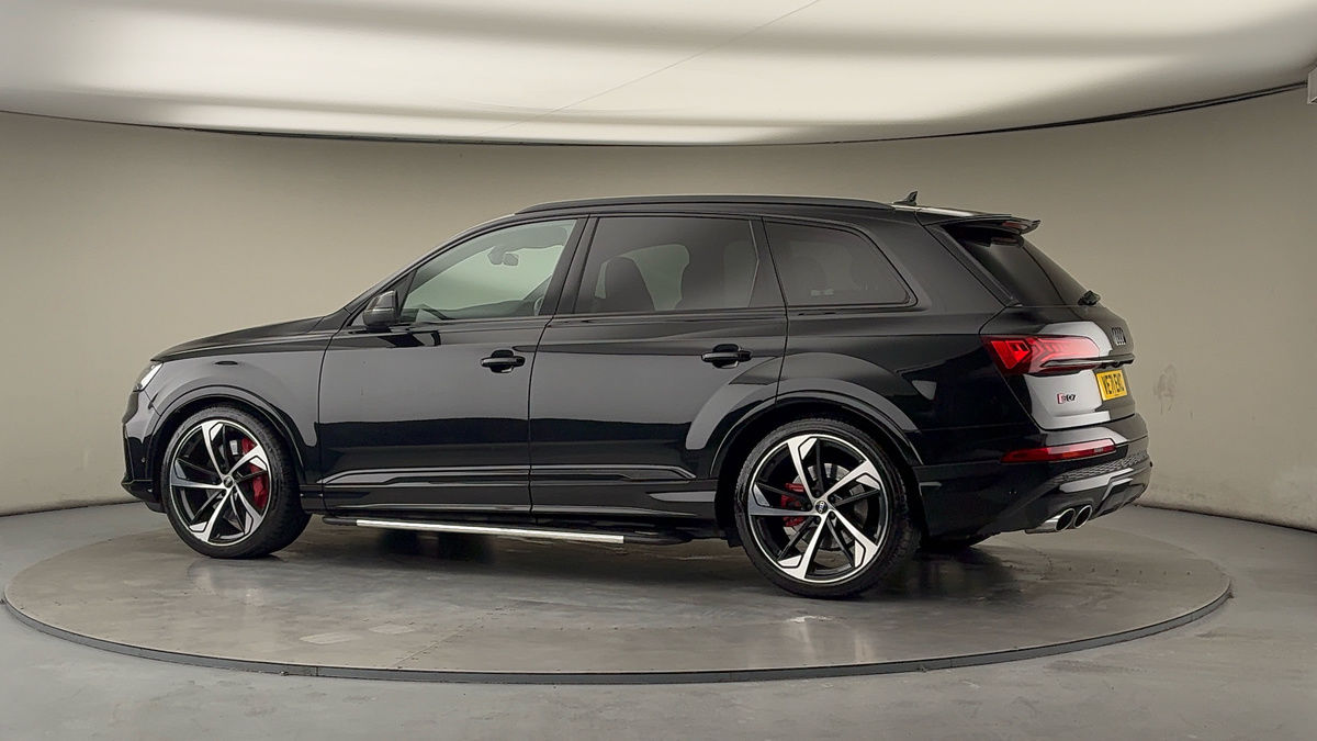More views of Audi SQ7