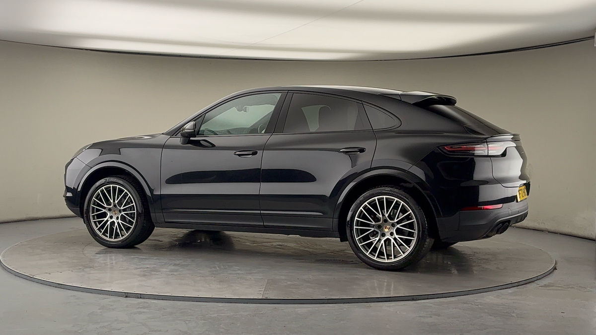 More views of Porsche Cayenne