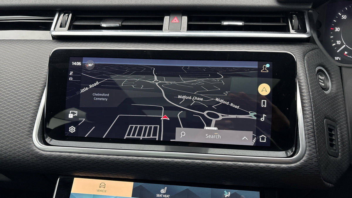 Land Rover Range Rover Velar Image 17