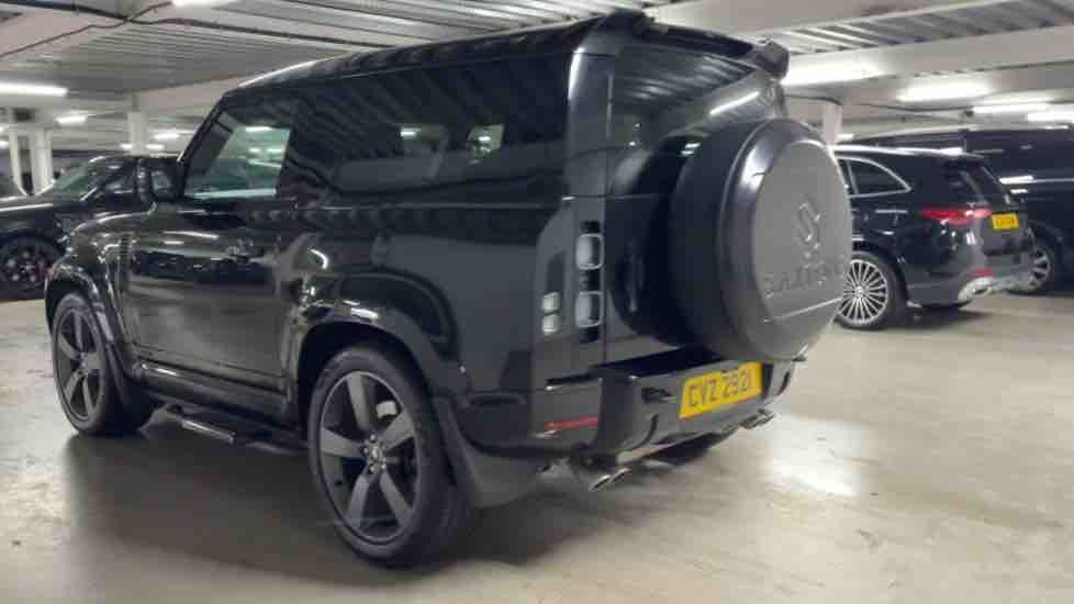 More views of Land Rover Defender 90