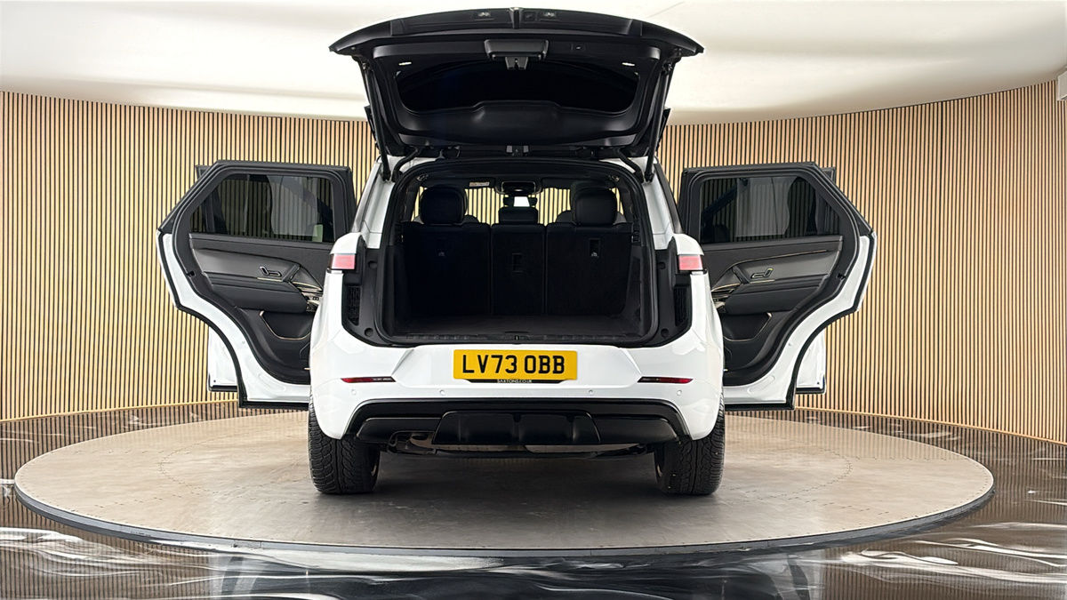 More views of Land Rover Range Rover Sport