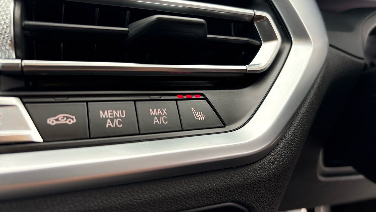 BMW 3 Series Image 33