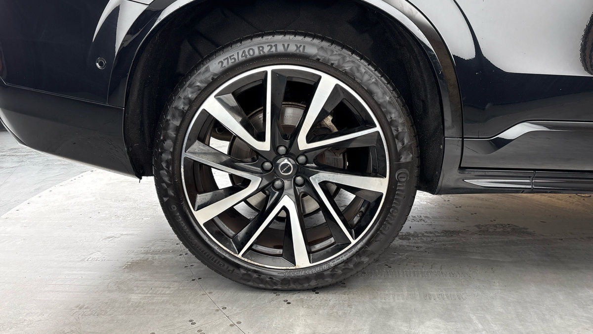 Volvo XC90 Image 10