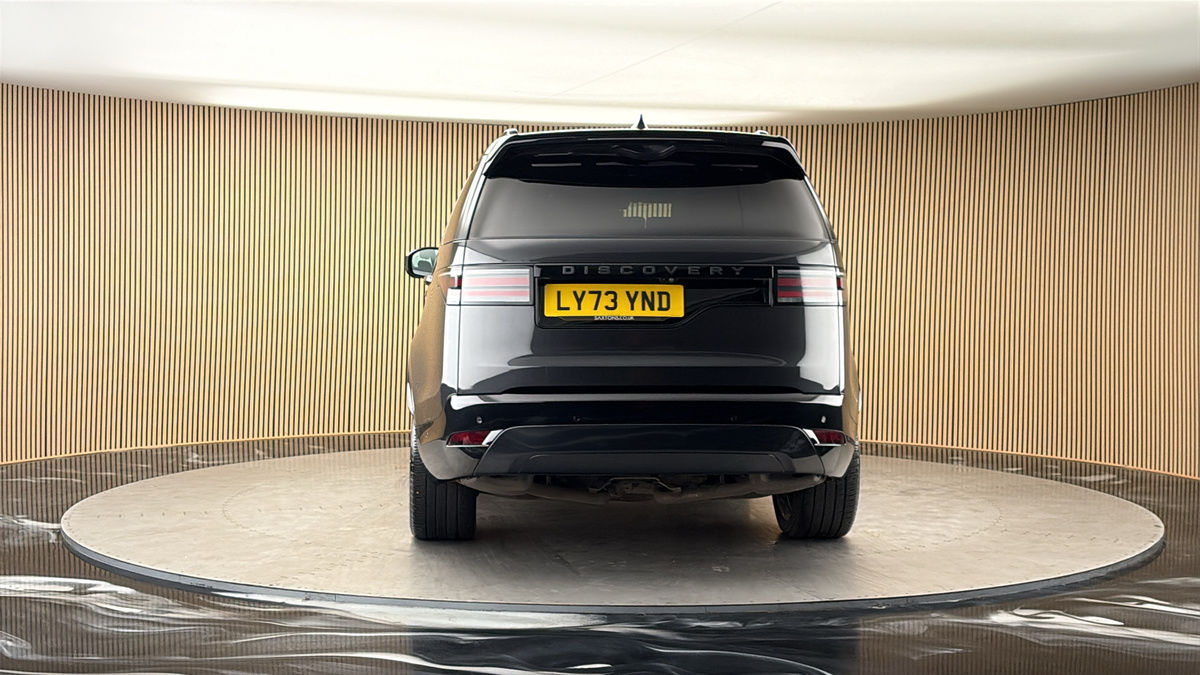 More views of Land Rover Discovery
