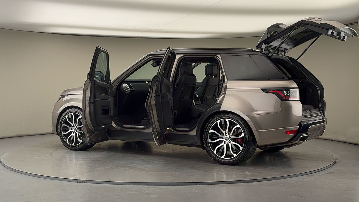 More views of Land Rover Range Rover Sport