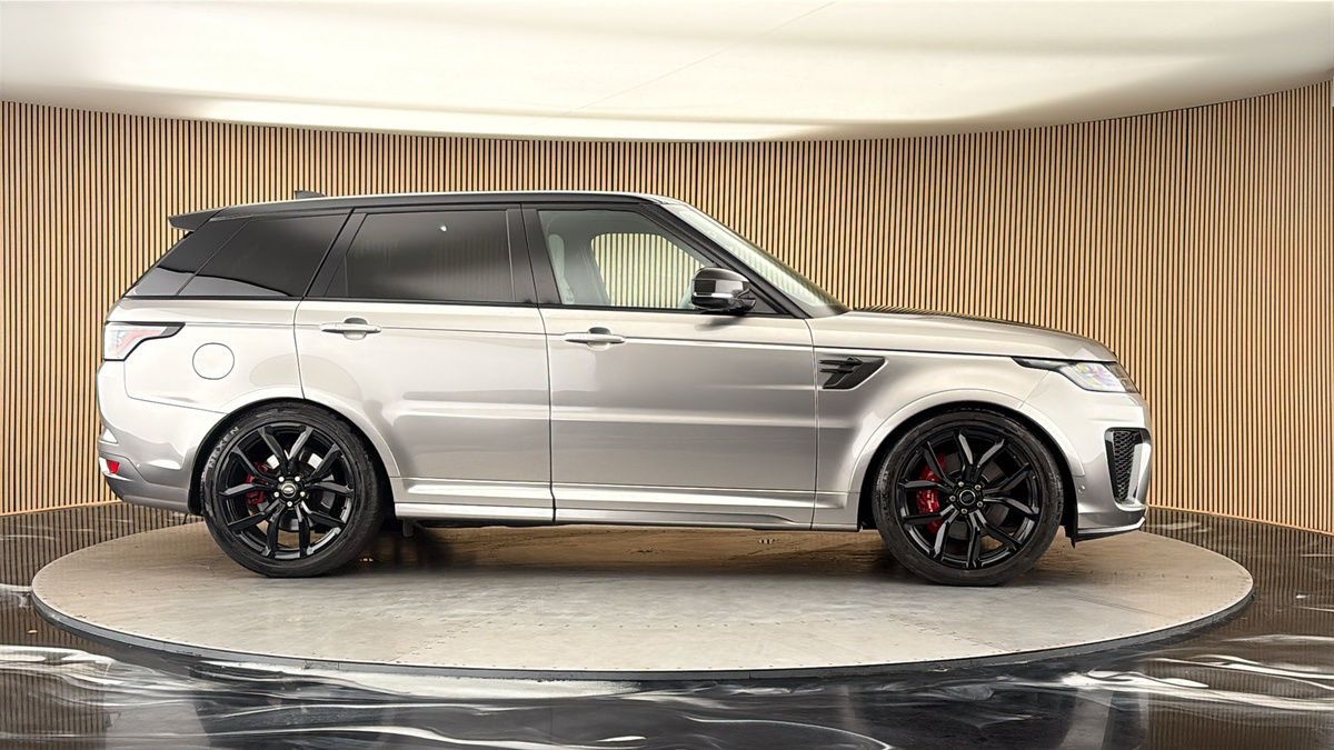 More views of Land Rover Range Rover Sport