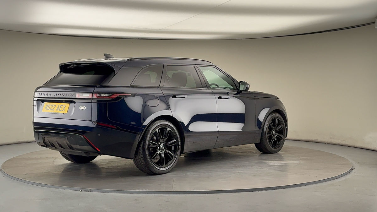 Land Rover Range Rover Velar Image 27