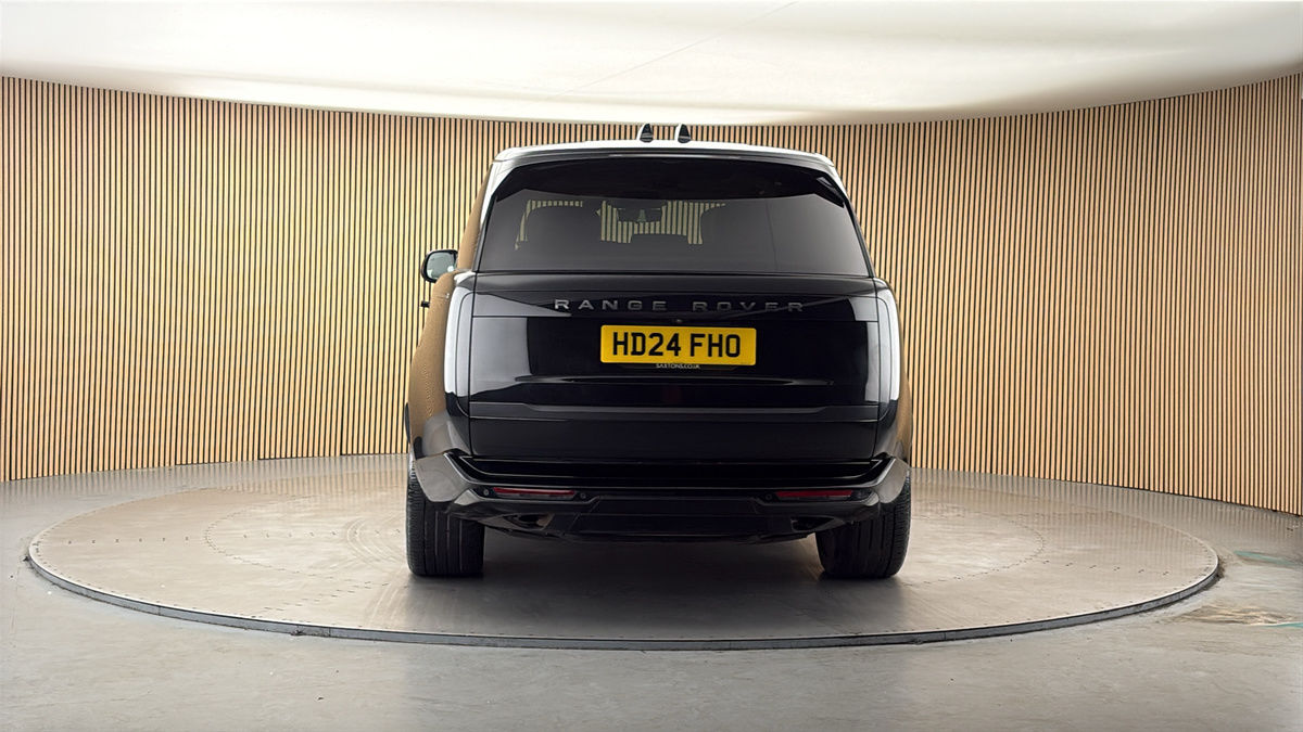 More views of Land Rover Range Rover