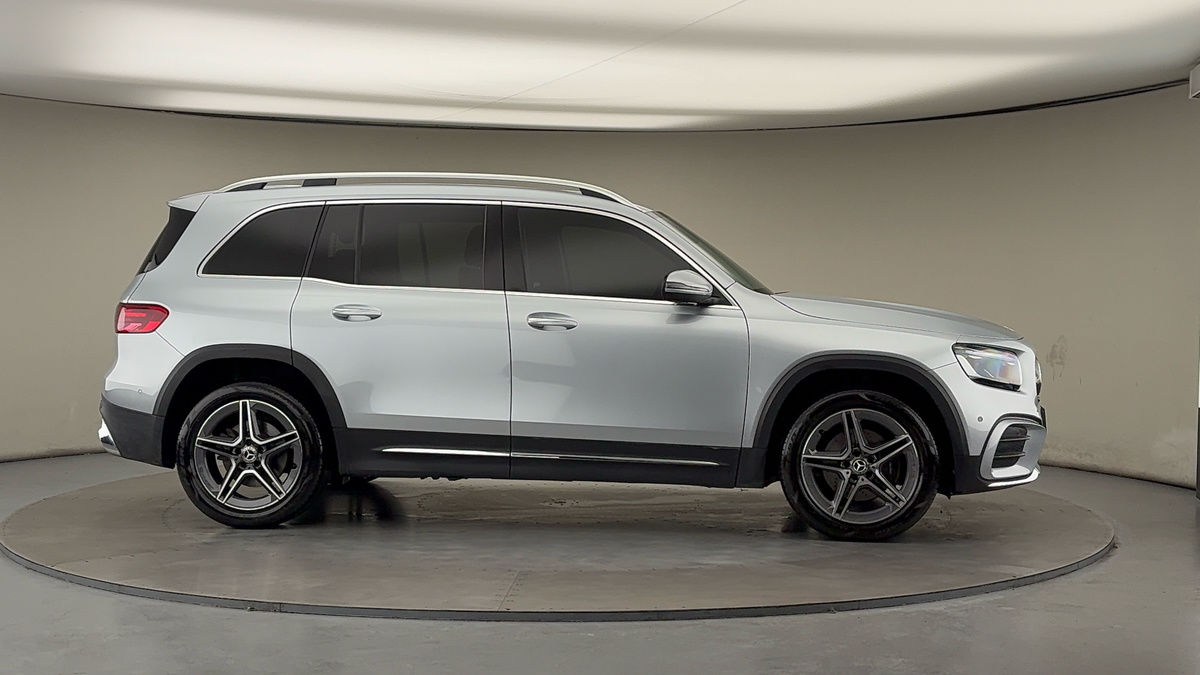 More views of Mercedes-Benz GLB