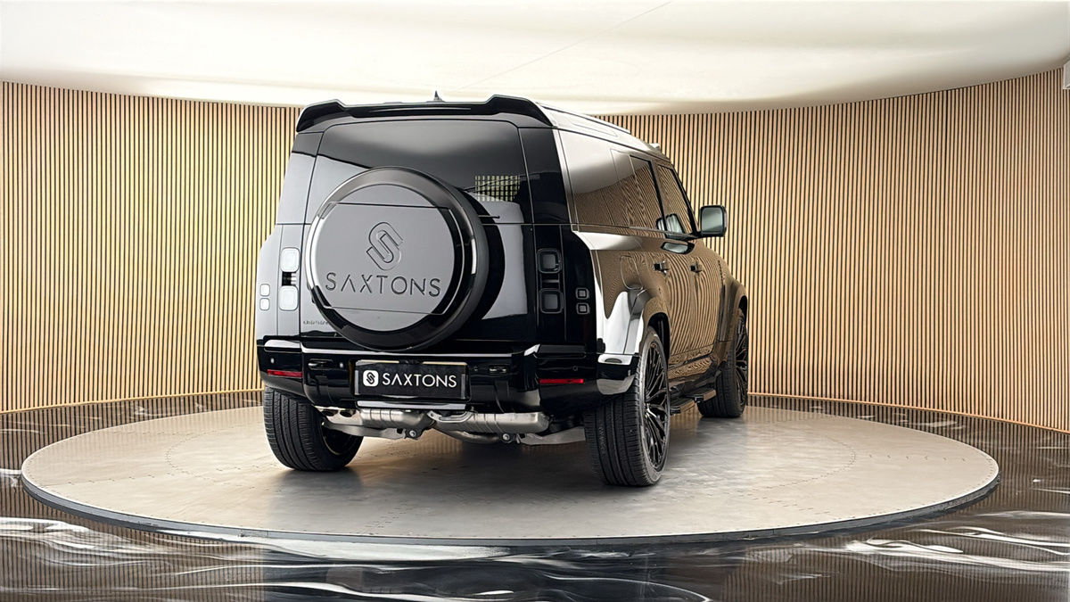 More views of Land Rover Defender 110