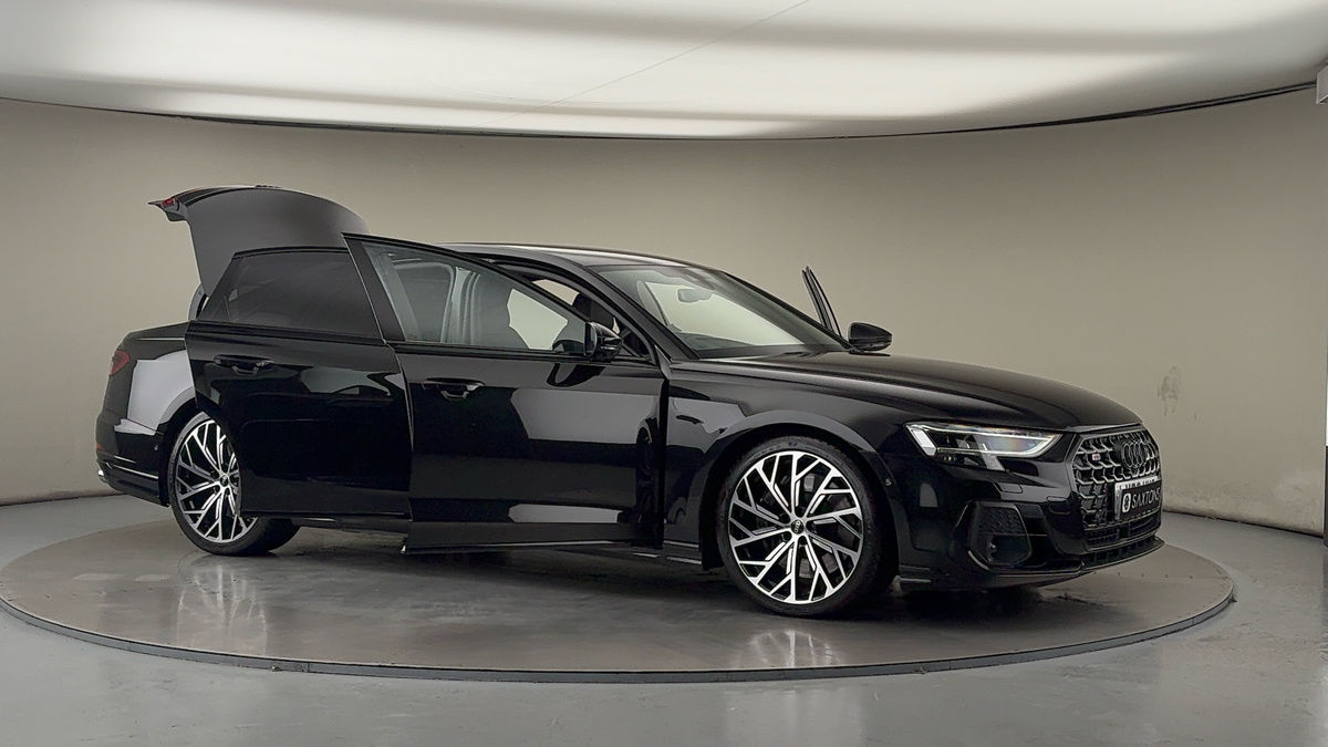 More views of Audi S8