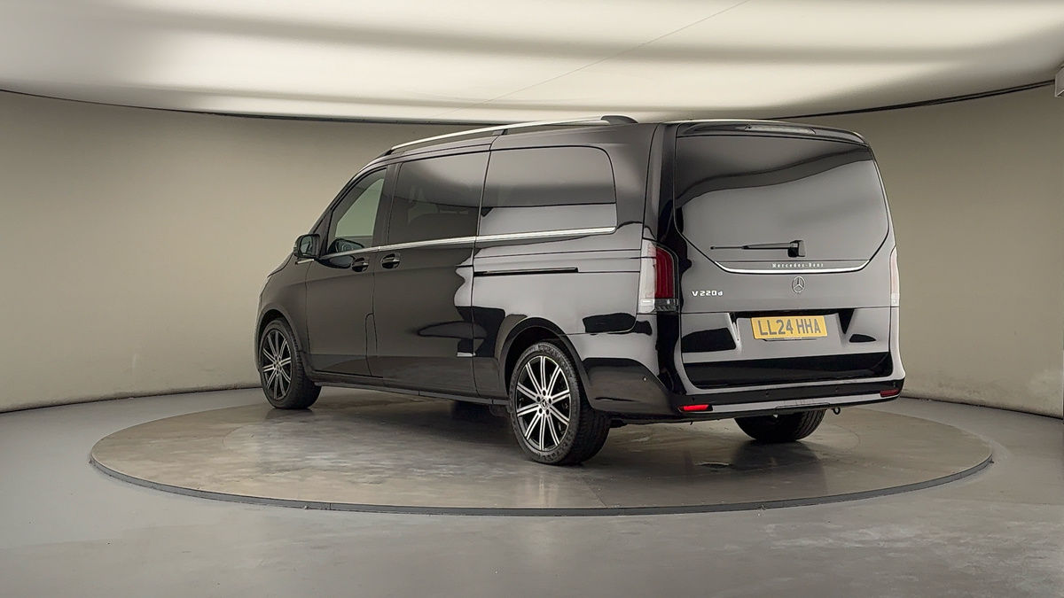 Mercedes-Benz V Class Image 2