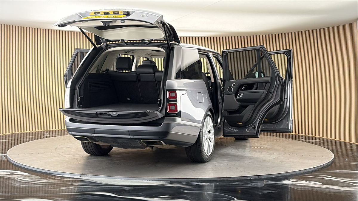 More views of Land Rover Range Rover