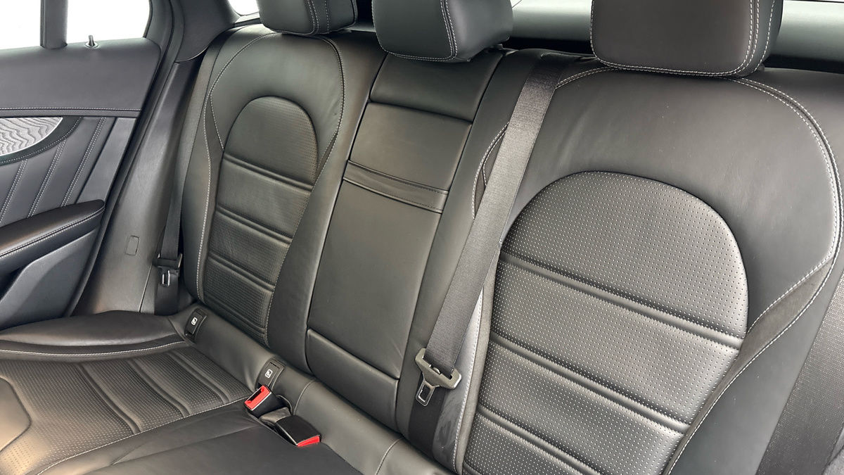 Mercedes-Benz GLC Image 8