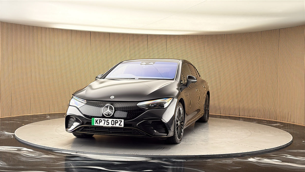 More views of Mercedes-Benz EQE