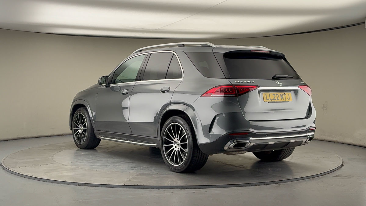 Mercedes-Benz GLE Image 2