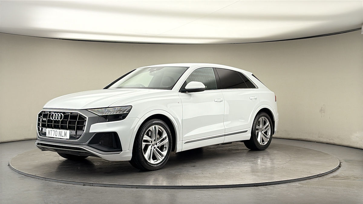 Audi Q8 Image 20
