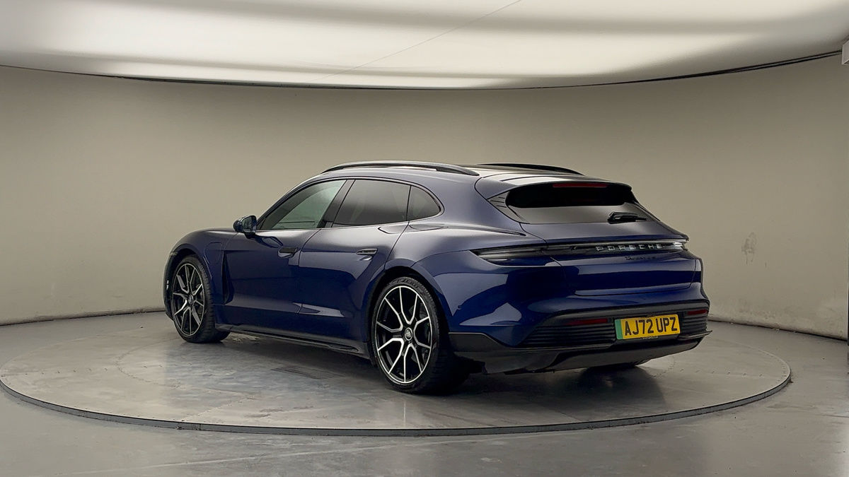 Porsche Taycan Image 3