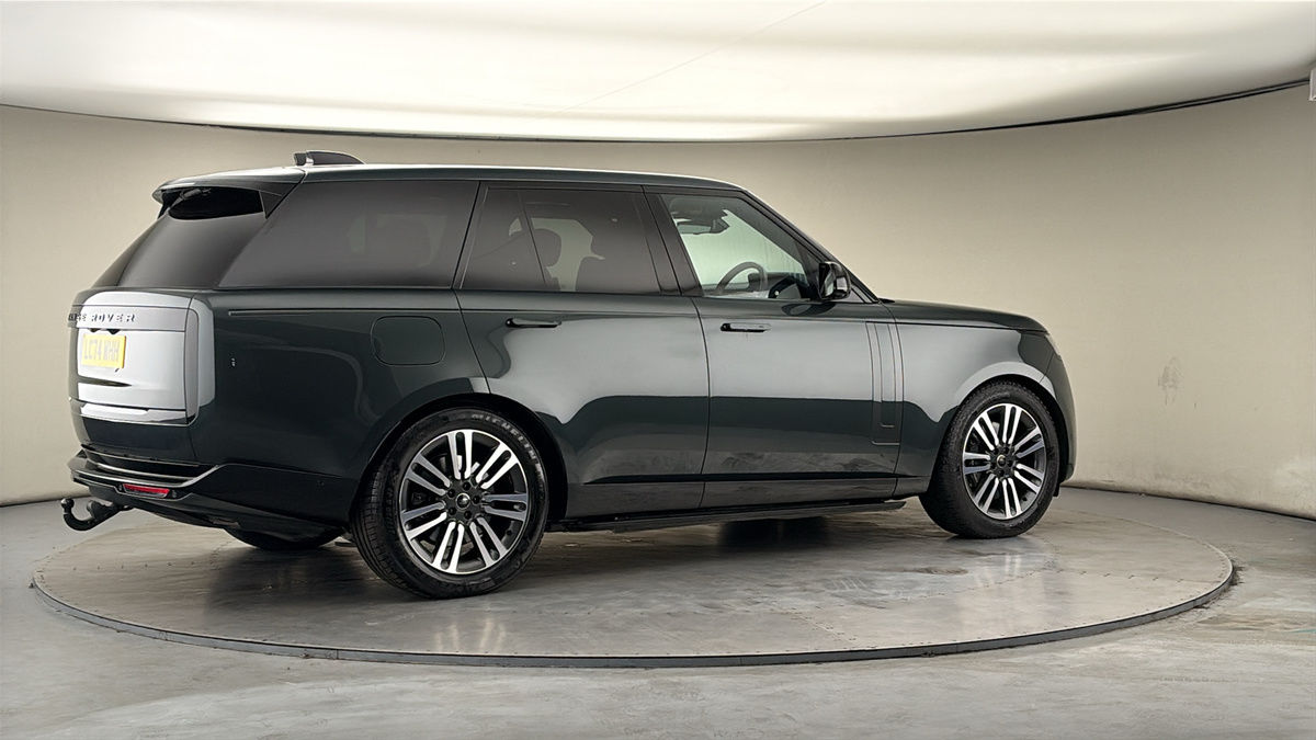 More views of Land Rover Range Rover