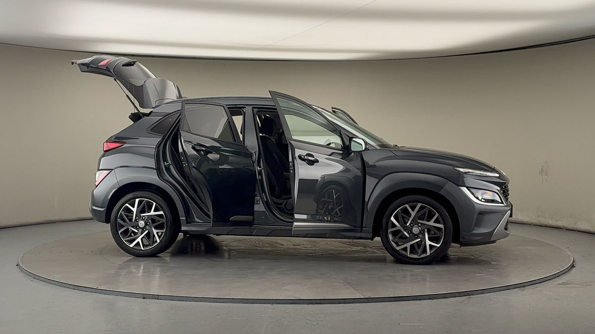 More views of Hyundai KONA