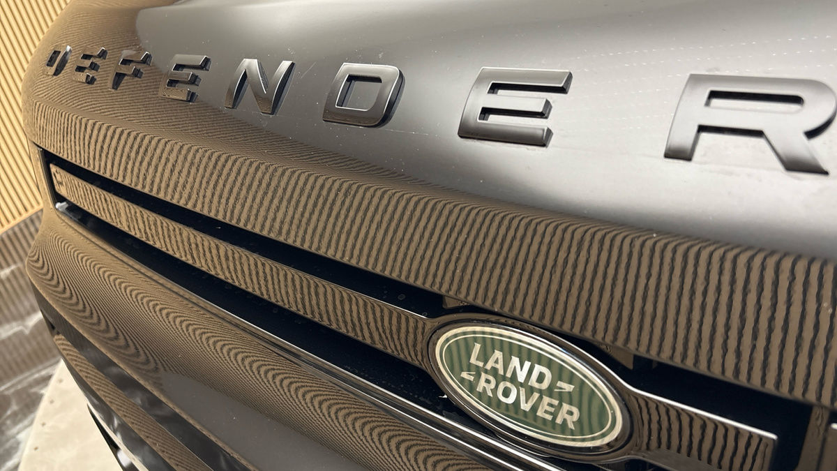 Land Rover Defender 90 Image 24