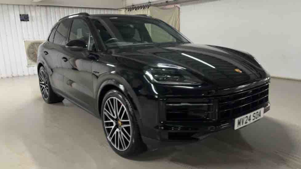 More views of Porsche Cayenne
