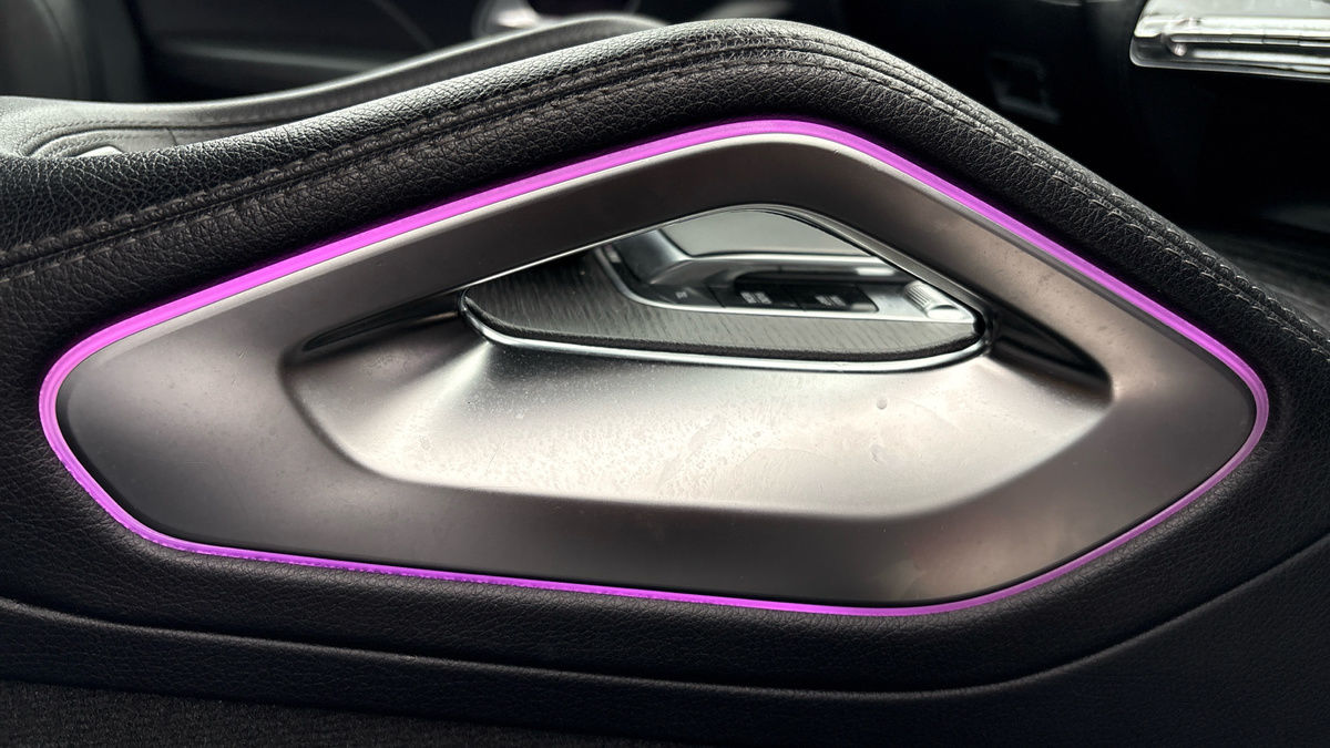 Mercedes-Benz GLE Image 25