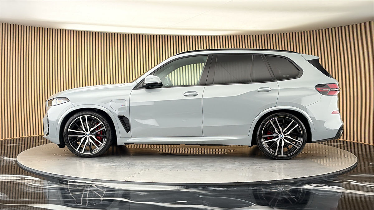 BMW X5 Image 15