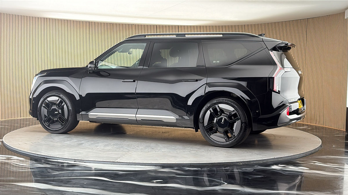 More views of Kia EV9