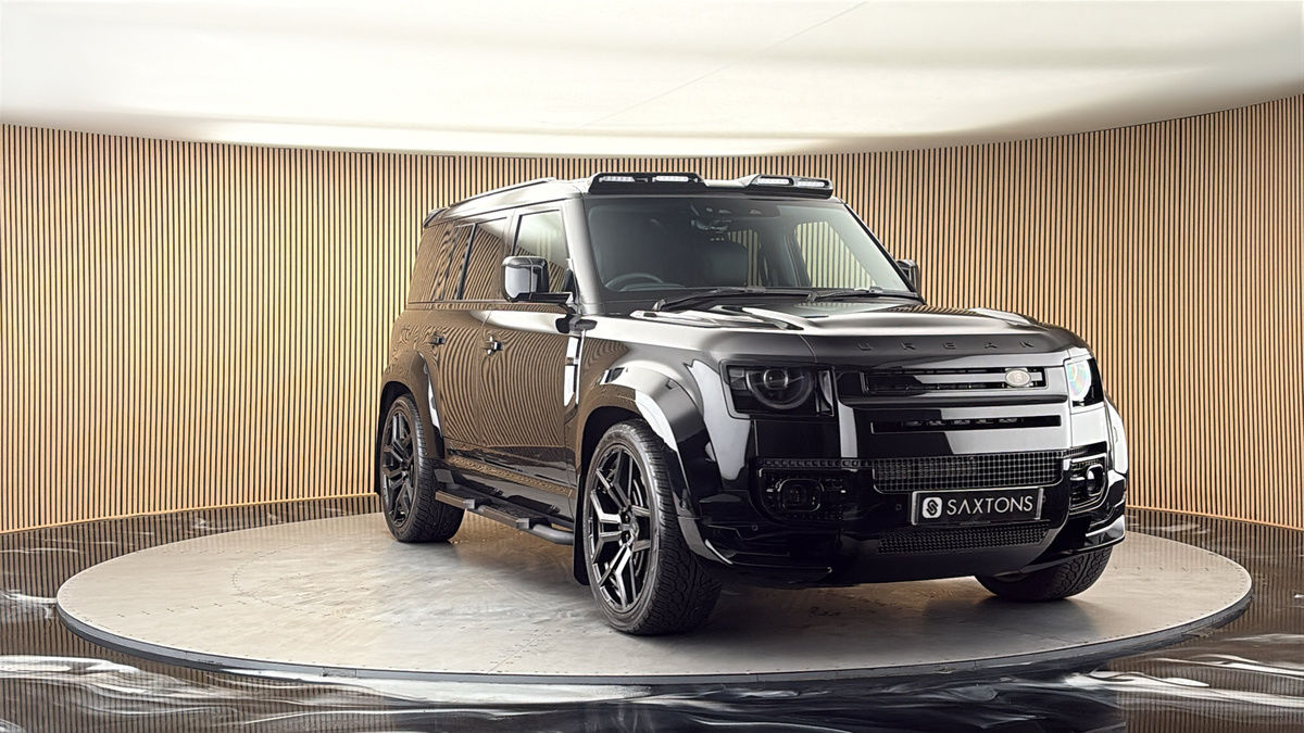 More views of Land Rover Defender 110