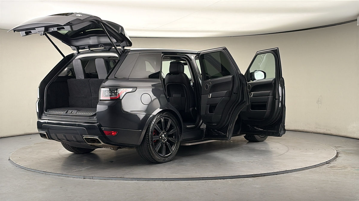 More views of Land Rover Range Rover Sport