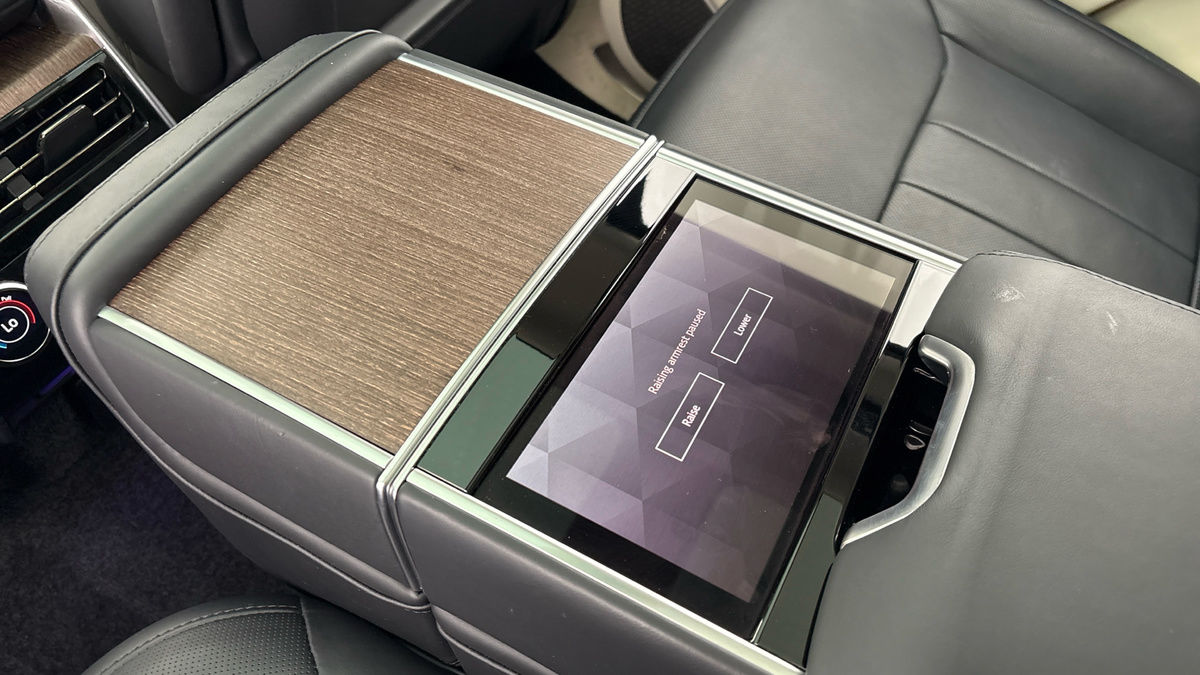 Land Rover Range Rover Image 38