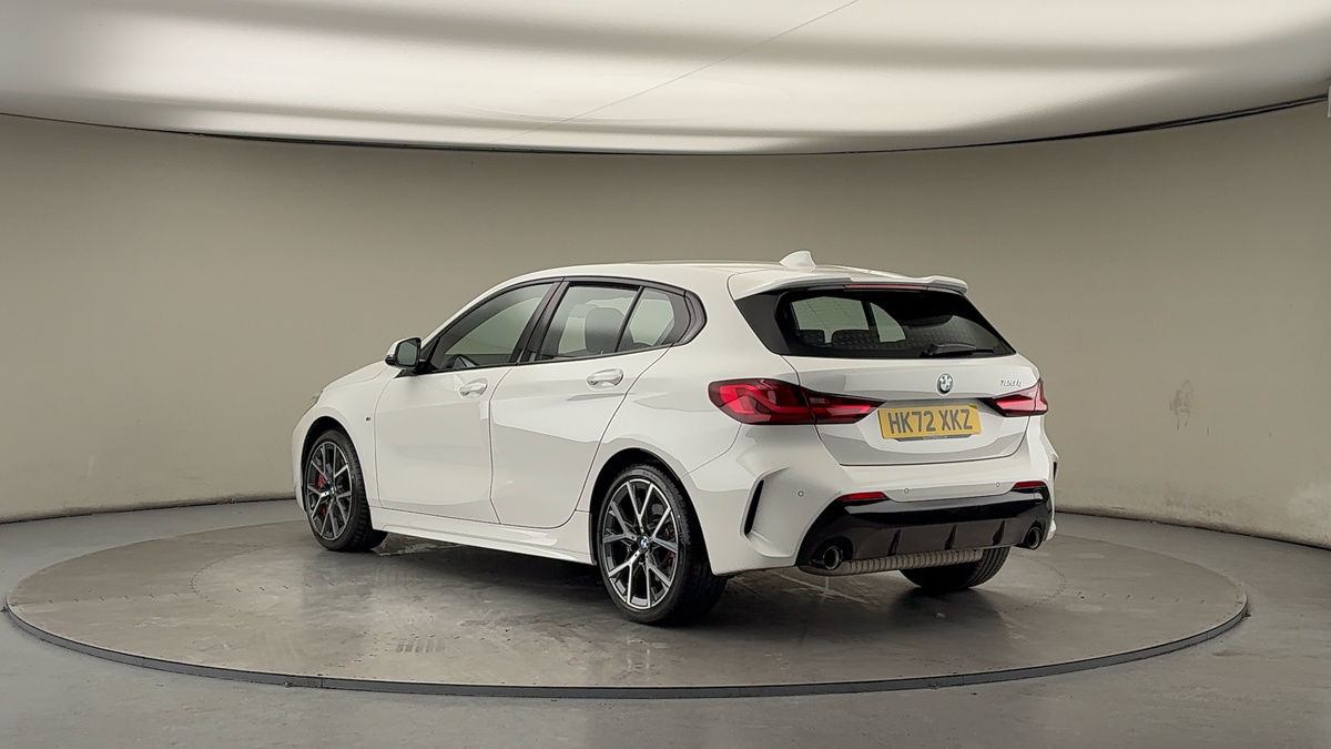 BMW 1 Series Image 2