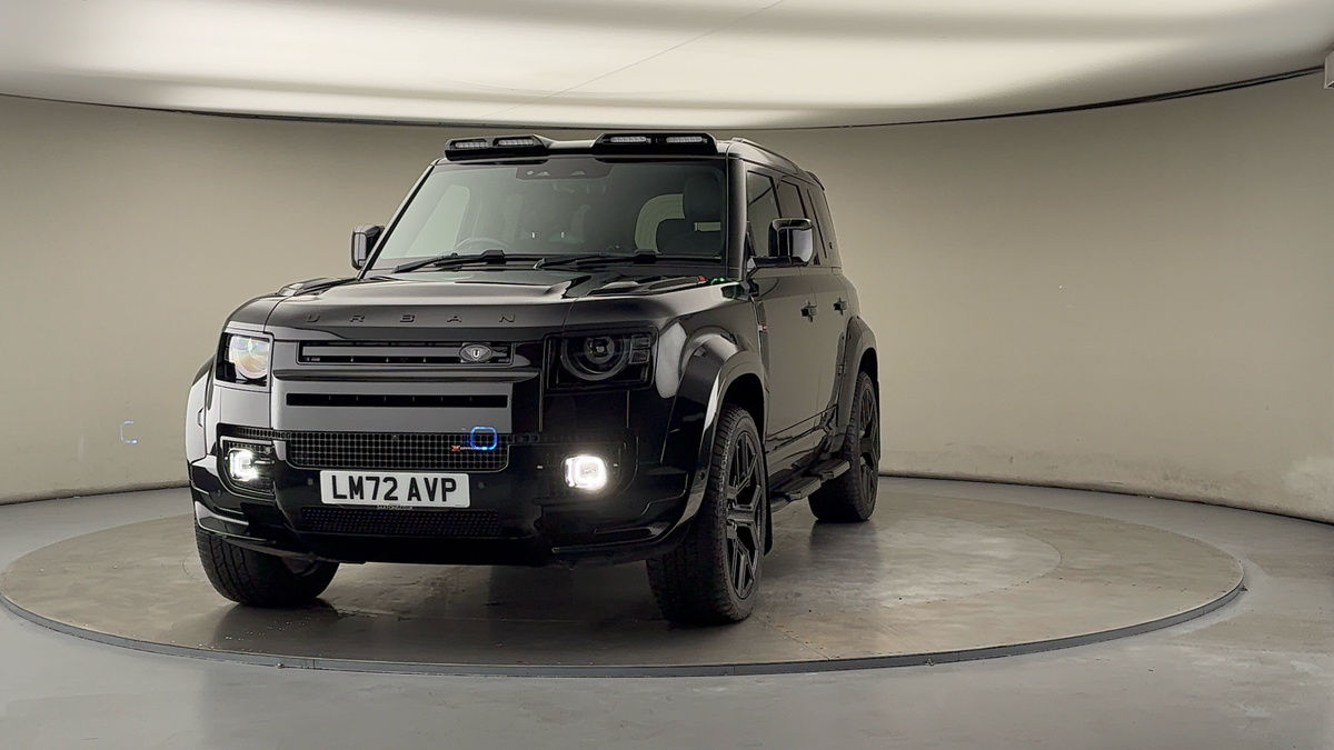 More views of Land Rover Defender 110