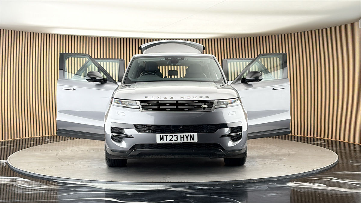 More views of Land Rover Range Rover Sport