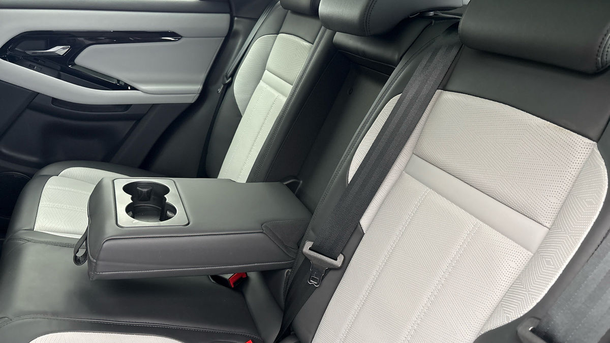 Land Rover Range Rover Evoque Image 9