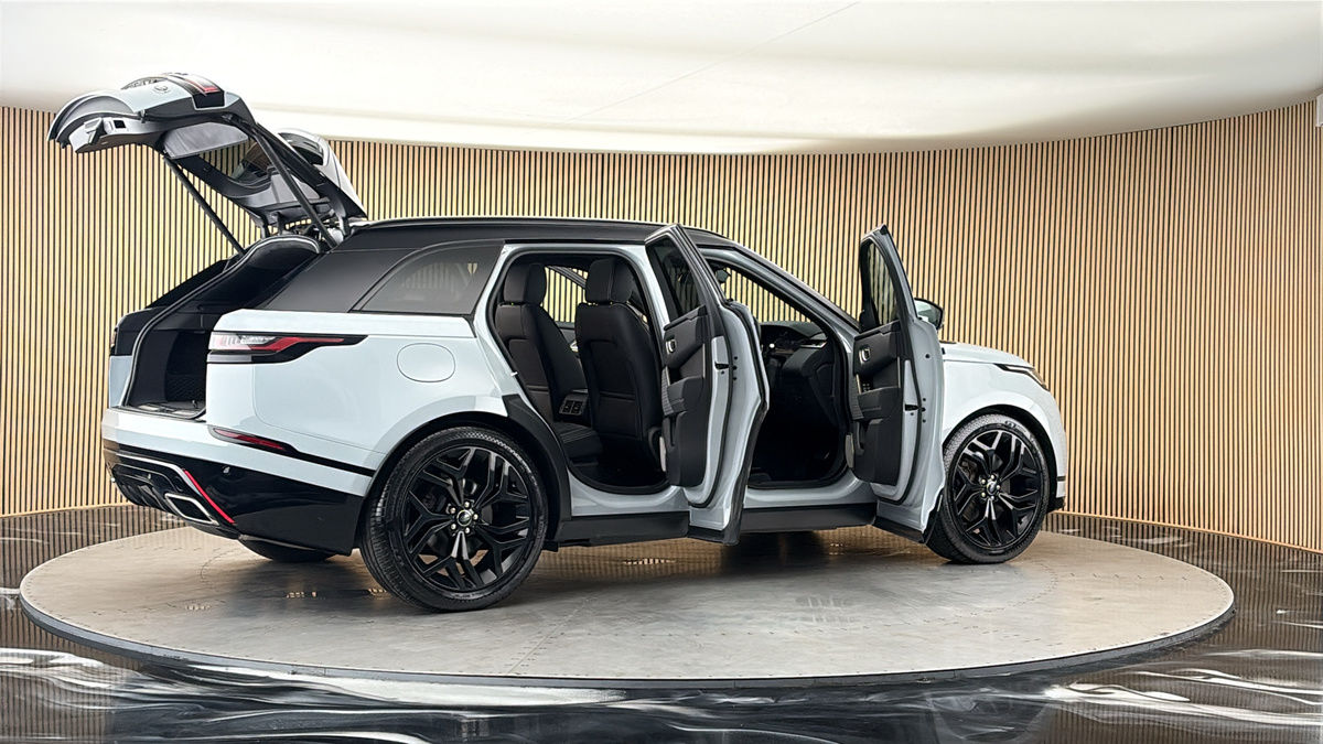 More views of Land Rover Range Rover Velar