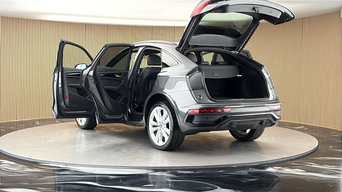 Audi Q5 Image 23