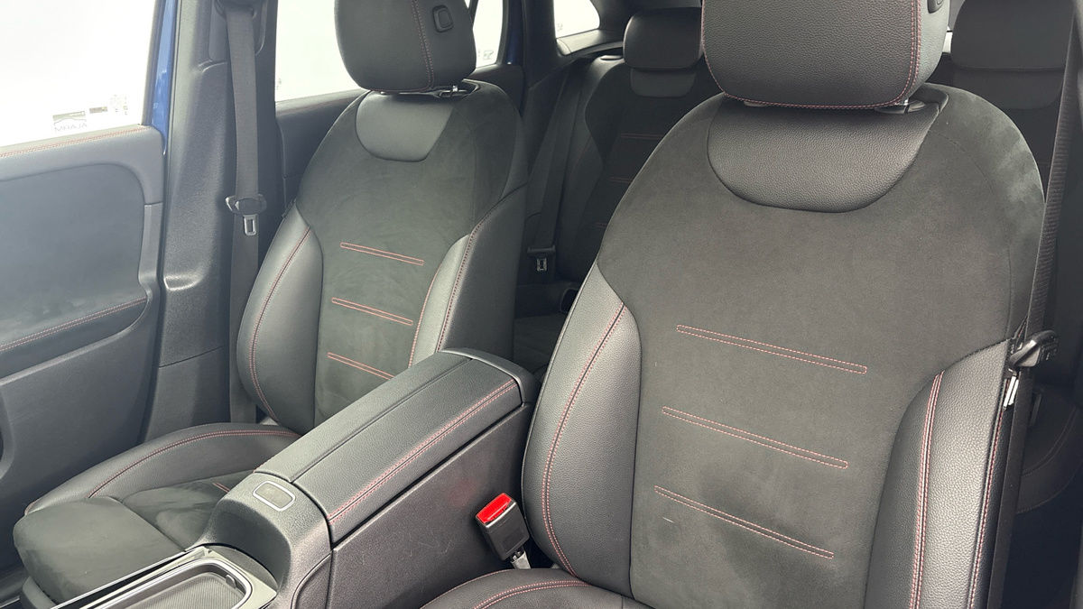 Mercedes-Benz EQA Image 8