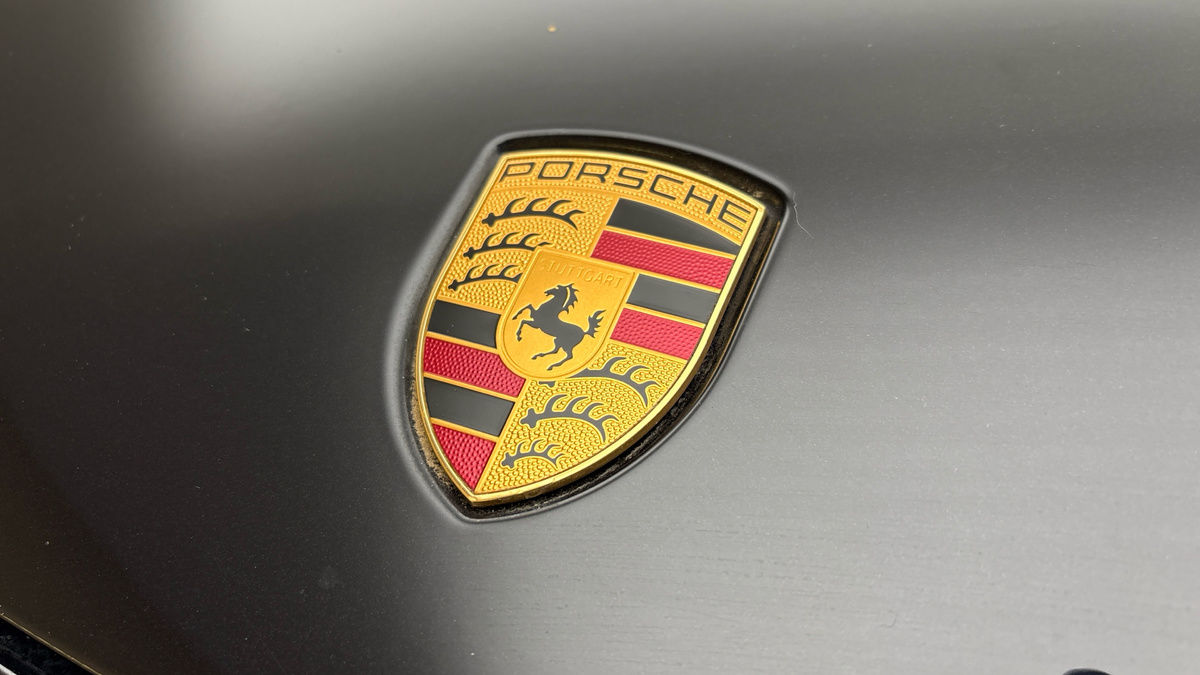 Porsche Cayenne Image 24