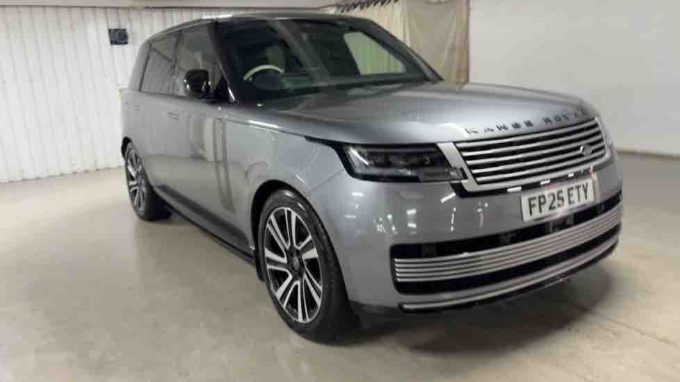 More views of Land Rover Range Rover