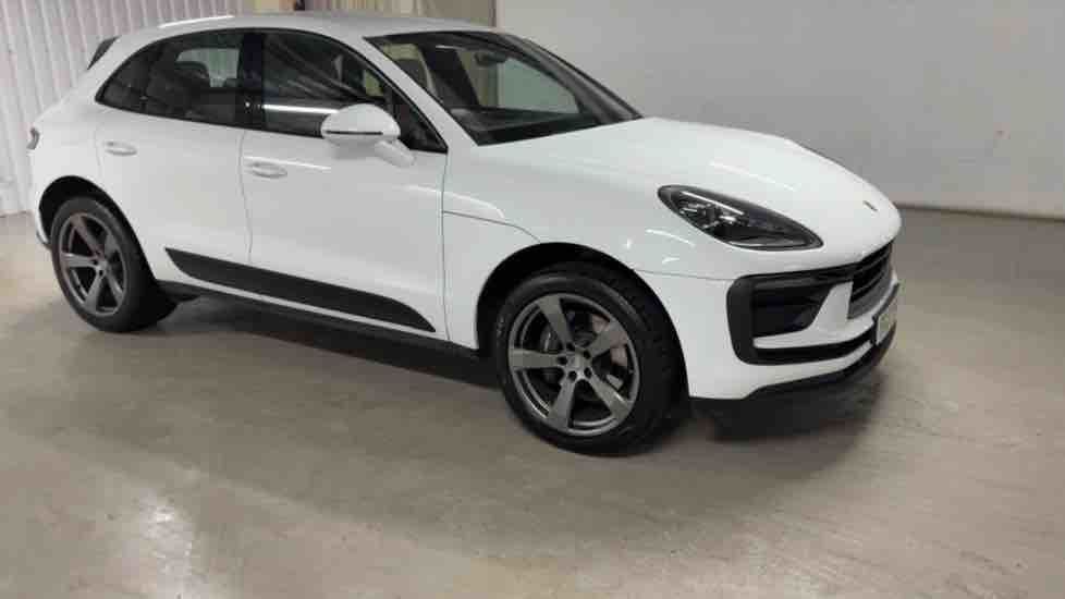 More views of Porsche Macan